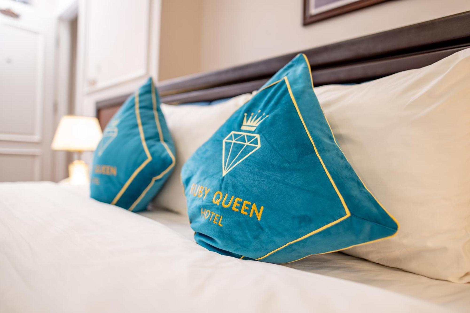 Rubyqueen Halong Hotel Ha Long Exterior foto